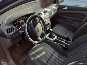 Vind Ford Focus - imagine 2