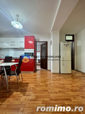 Apartament 3 camere la casa Piatra Neamt- PRIVELISTE INEDITA - imagine 6