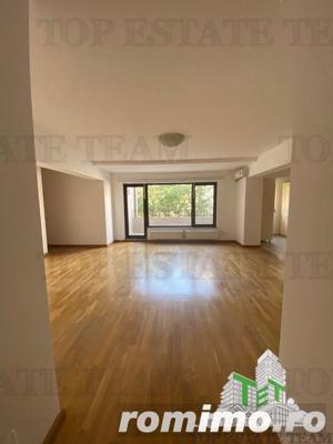Inchiriere apartament 3 camere Arcul de Triumf