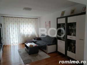 Apartament de vânzare 3 camere 67 mpu mobilat utilat curte Sebes Alba - imagine 2