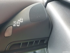 Vând Volvo V50 an 2011 înmatriculat  - imagine 5