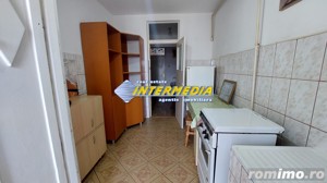 Apartament 3 camere de inchiriat zona M-uri Alba Iulia - imagine 2