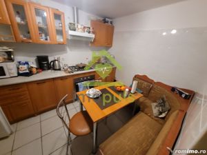 Casa in Ronat compartimentata in 2 apartamente cu intrari separate - imagine 6