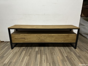 Comoda TV 1,80 m cu cadru metalic; Comoda cu usa