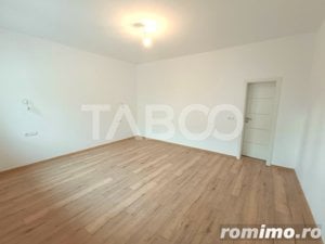 Casa 10 camere 5 bai si teren 490 mp de vanzare Sibiu Calea Poplacii - imagine 4