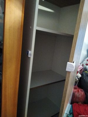 Dulap, comoda, masa,oglinda,scaune,raft - imagine 6