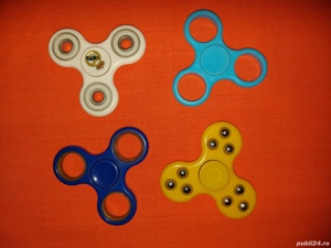 Fidget spinner cu rulmenti - Jucarie anti Stres,  buc = 4 (folosite)