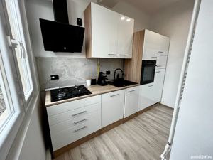 Închiriez pe termen lung apartament 3 camere decomandat, complet mobilat și utilat - imagine 8