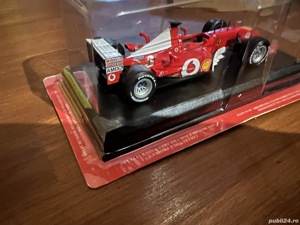 Macheta Ferrari Collection F1 F2002 1:43 - imagine 5
