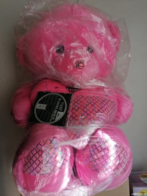 Urs Roz de jucarie, 70-75 cm  inaltime, cu inimioara inscriptionata  I Love You 