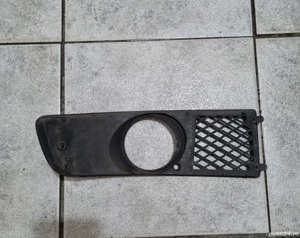 Grila dreapta proiector VW Polo 6n2 - imagine 2