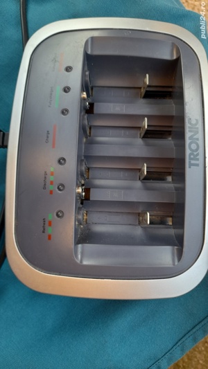 Incarcator pentru acumulatori