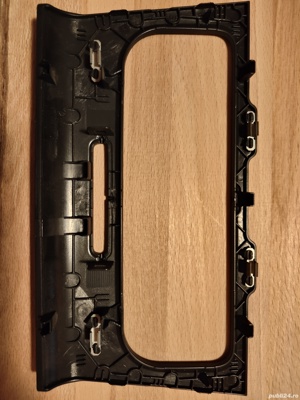 Rama trim panou clima ac ornament bezel climatronic consola bord VW GOLF 6 VI - imagine 3