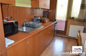 Apartament 4 Camere si 2 Bai de Vanzare Zona Semicentrala - imagine 7