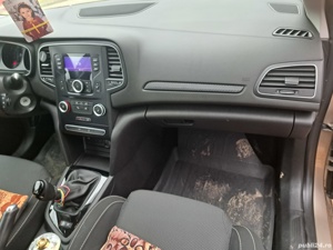 Vând Renault Megane 4 - imagine 2 Vând Renault Megane 4 - imagine 2