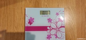 Vand Cantar corporal pt persoane, 180 Kg, Flori Roz, NOU Pret 80 Lei - imagine 3