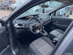 Renault Grand Scenic - imagine 6