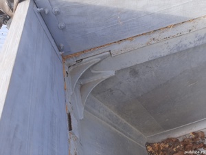 Vând semiremorca  - imagine 3