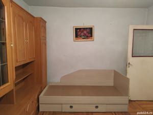 Vand pat de 1 persoana stare FOARTE BUNA