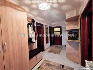 Casa 6 camere D+P+E in Deva, zona Aurel Vlaicu, suprafata utila 150 mp, renovata 2020... - imagine 11