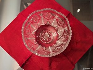 Superb  bol de cristal, bogat lucrat