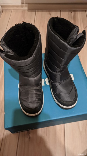 Cizmulite imblanite si impermeabile