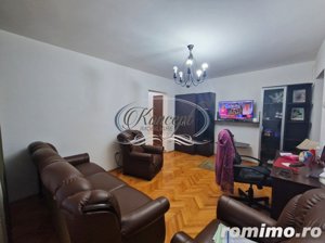 Apartament la etaj intermediar in zona Mercur - imagine 2