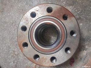 Butuc cu rulment si abs iveco daily 