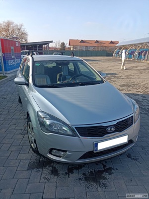 KIA Ceed FL 1.4 GSL Hatcback - model 2010 - 3500 EUR - imagine 5