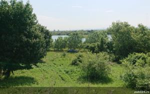 Teren Podgoria,laga lac balastiera Fughiu