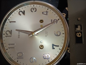 Seiko Mecanic Japonia, cu pendulă și bare de rezonanță.