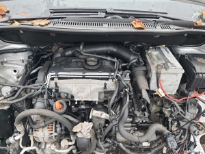 Dezmembrez Volkswagen Touran 2.0 TDI Motor BKD,an 2006 - imagine 3