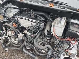 Dezmembrez Volkswagen Touran 2.0 TDI Motor BKD,an 2006 - imagine 6