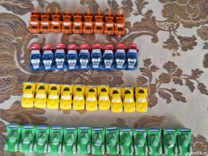 Kinder Surprize | Disney Cars McQueen 74 piese | copii +3 ani