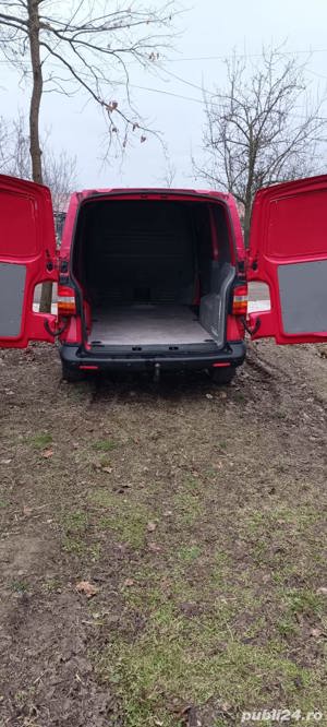 WV Autoutilitară T5 - imagine 2