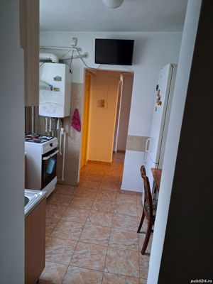 Apartament cu 3 camere,ultracentral. - imagine 2