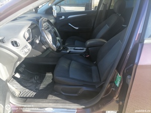 Vând Ford Mondeo mk4 2.0 tdci 140 cp euro 5,itp 04 2025,3100 euro negociabil, ITP aprilie 2026.. - imagine 3