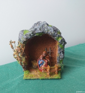 Iesle Betleem Nasterea Domnului Craciun macheta brad sarbatori Iarna