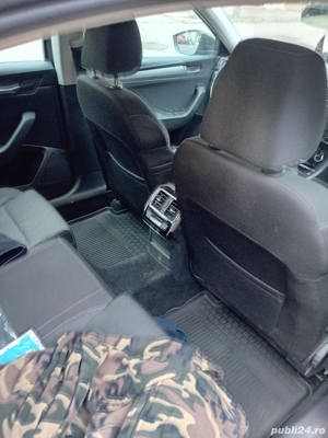 Skoda Superb - imagine 10