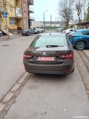 Skoda Superb - imagine 8