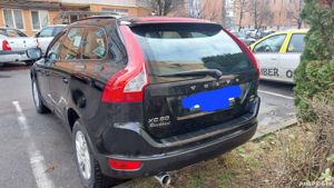 Vand volvo xc 60, 2.4 diesel,negru,an 2008 noiembrie in stare  extrem de buna estetic si tehnic - imagine 9