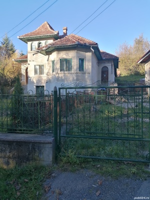 Vând casa amprenta la sol 100 metri pătrați în Valea romanestilor - imagine 8