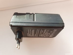 incarcator baterii AA AAA 1.2 - 1.5V acumulatori 9V  - imagine 2