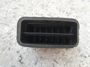 grila aerisire dreapta bord opel astra h - imagine 7