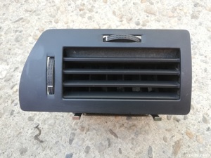 grila aerisire dreapta bord opel astra h - imagine 9