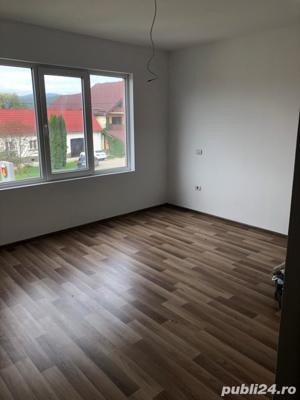 Casa cu spatiu comercial si teren de 2877 m2 in Glimboca - imagine 10