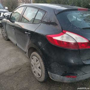 Renault megan3 avariat  - imagine 3