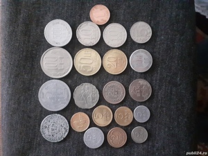 vând monede diferite Românești și străine  - imagine 4