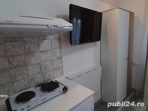 Proprietar inchiriez garsoniera 12 mp zona Lipovei  ,aproape de Iulius Mall ,fara comision 190 euro