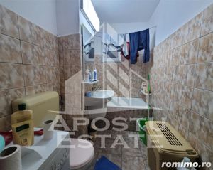 Apartament cu 3 camere, 2 bai, centrala proprie, zona Bucovina - imagine 7